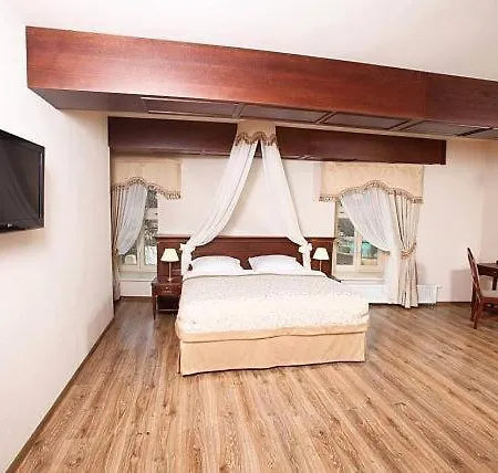 Oda ve Kahvaltı Palac Struga