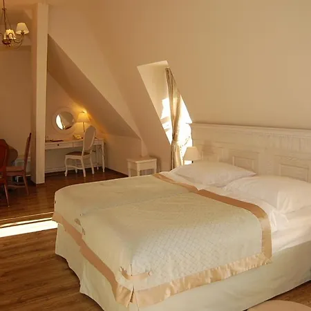 Oda ve Kahvaltı Palac Struga