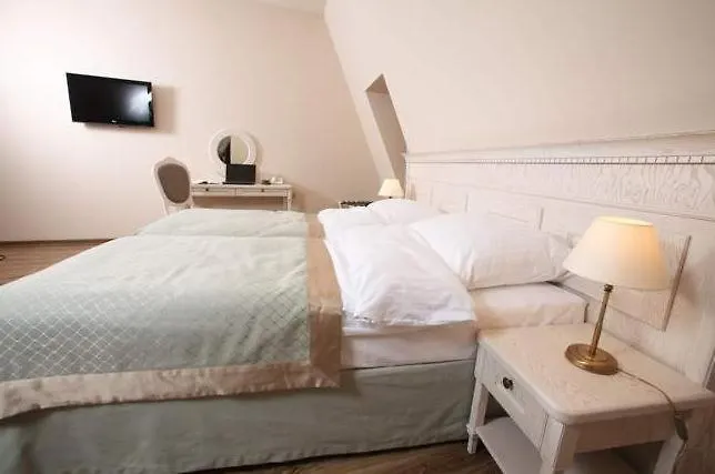 Palac Struga Nocleg ze śniadaniem