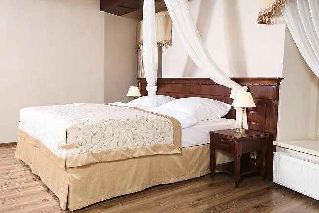 Palac Struga Nocleg ze śniadaniem Lubawka