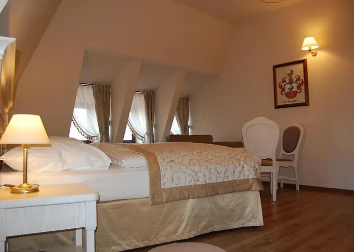 Nocleg ze śniadaniem Palac Struga 3*