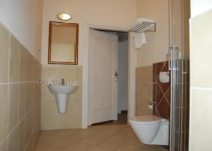 Nocleg ze śniadaniem Palac Struga 3*