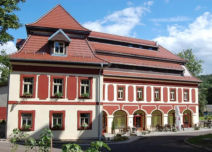 Palac Struga Nocleg ze śniadaniem Lubawka