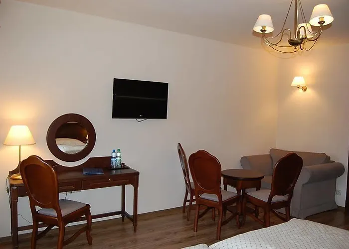 Palac Struga Nocleg ze śniadaniem Lubawka